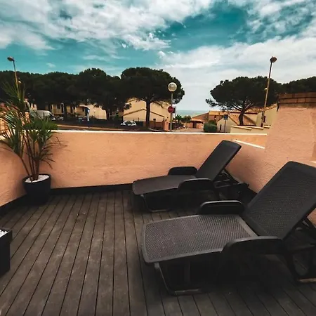 Petite Maison, Toute Equipee A 600m De La Mer 펜션
